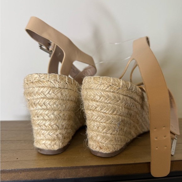 Wedges Charles By Charles David - Picture 6 of 9